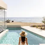 Hotell Orion Tínos